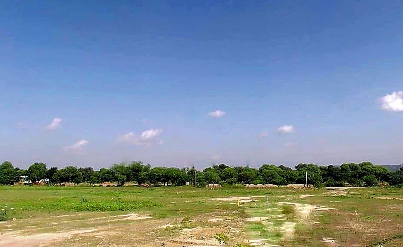 5X96+XC, Chak Charanwas, Rajasthan, India preview 2