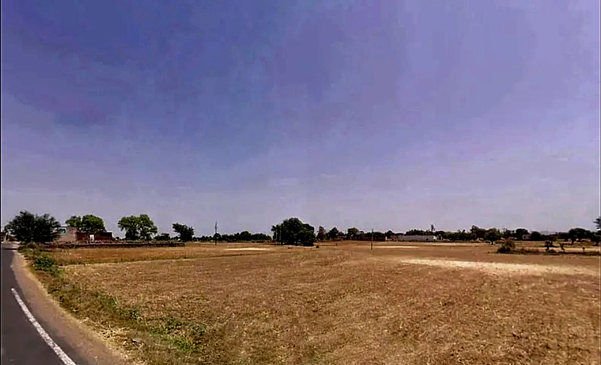 MCQV+2C, Hajipur, Rajasthan 301402, India