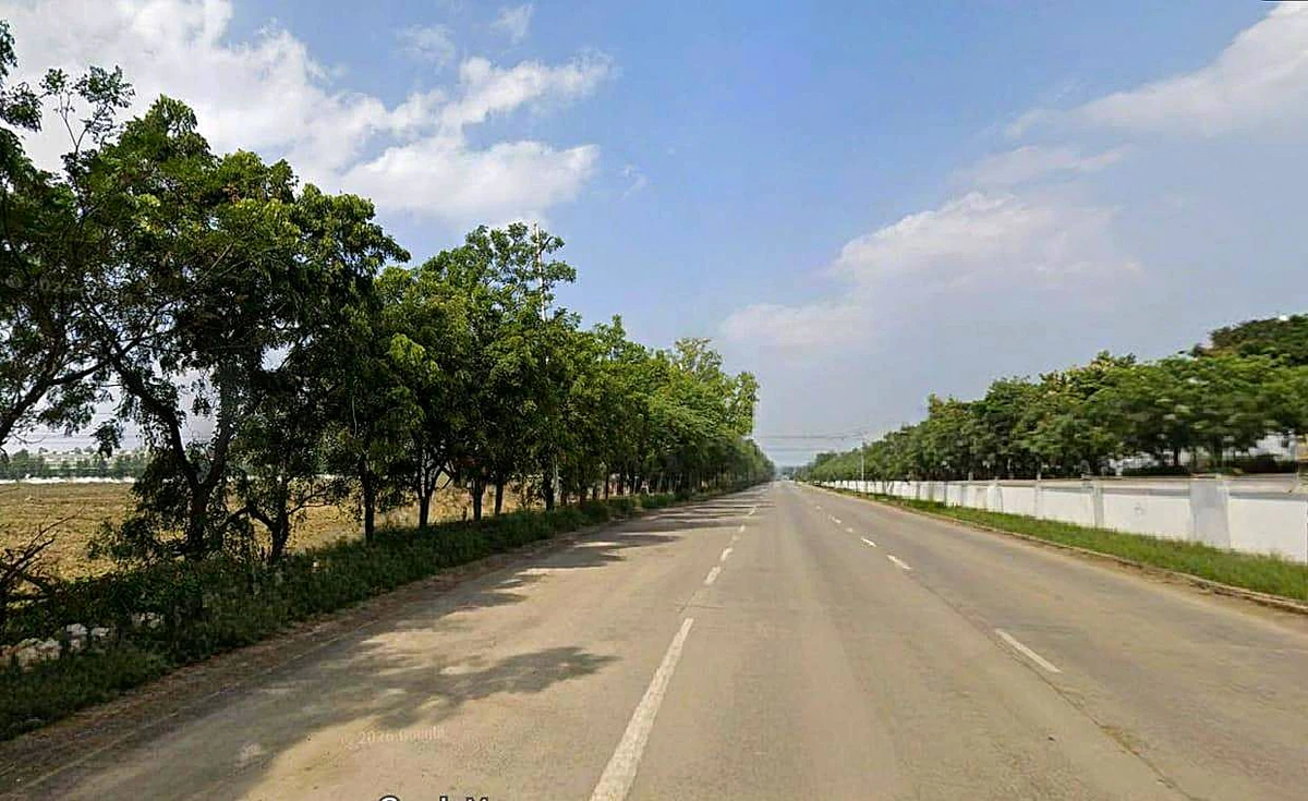 Manglaya Sadak, Indore, Madhya Pradesh, India